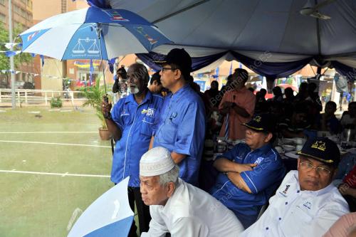 KL21_21042013_UCAPAN_HUJAN1