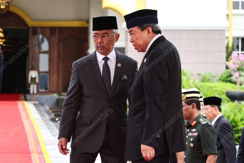 AL-SULTAN ABDULLAH RI'AYATUDDIN AL-MUSTAFA BILLAH SHAH