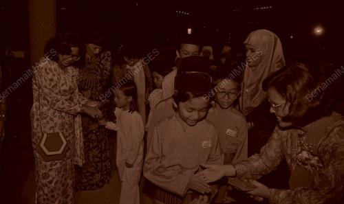 RAFIDAH AZIZ BERBUKA PUASA MALAM TUJUH LIKUR