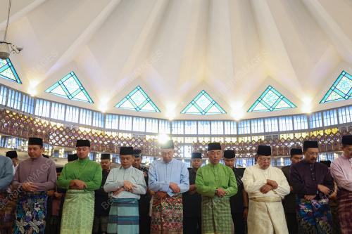 AL-SULTAN ABDULLAH RI'AYATUDDIN AL-MUSTAFA