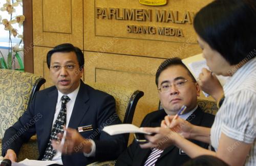 LIOW TIONG LAI