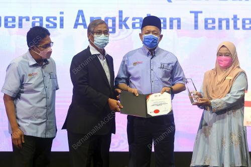 DATUK SERI DR SHAHIDAN KASSIM