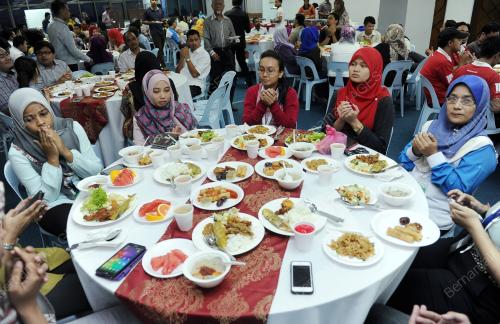 KL21_22072014_BUKA_PUASA