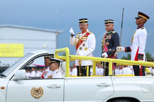 AL-SULTAN ABDULLAH RI'AYATUDDIN AL-MUSTAFA BILLAH SHAH