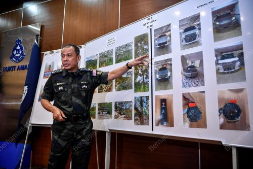 DATUK SERI MOHD KHALID ISMAIL