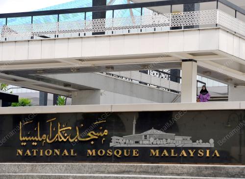 KL21_22112016_PELANCONG_RINGGIT