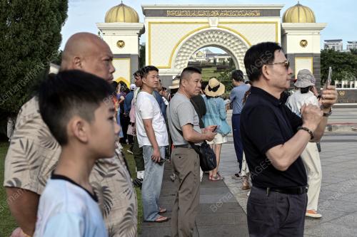 ISTIADAT PERTUKARAN PENGAWAL ISTANA NEGARA