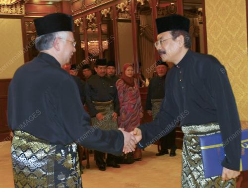 MAHD NAJIB TUN RAZAK