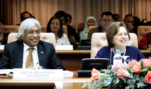 KL21_23032016_Zeti_Akhtar_Aziz