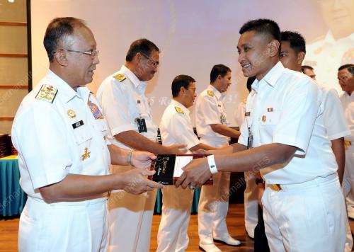KL21_23072014_PERUTUSAN