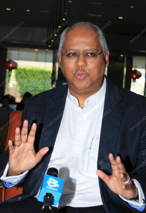 DATUK DR ANIS YUSAL YUSOFF