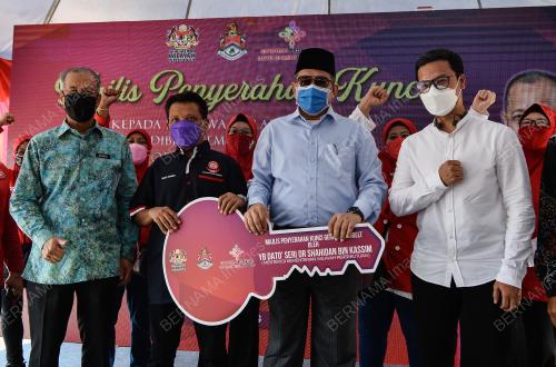 DATUK SERI DR SHAHIDAN KASIM
