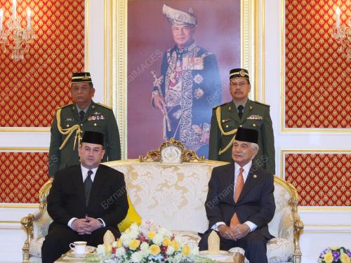 SULTAN AZLAN SHAH
