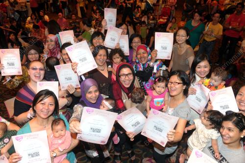 KL21_24082013_BREASTFEED