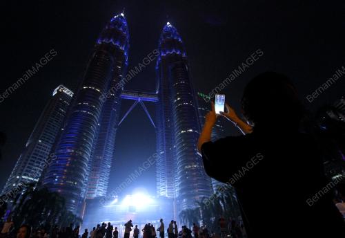 KL21_24102015_PBB