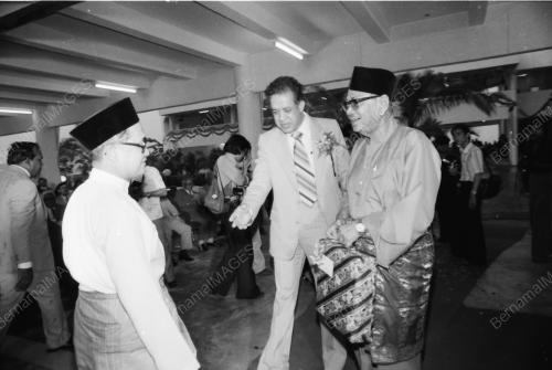 TUNKU ABDUL RAHMAN LANCAR BANGUNAN