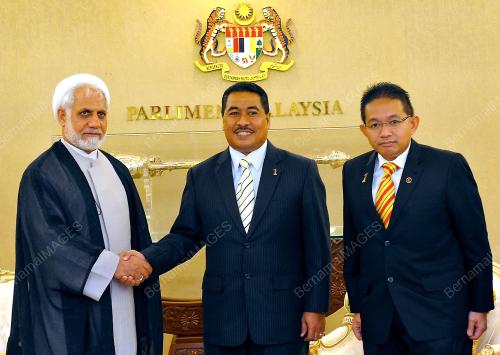 KL21_25072013_PARLIMEN