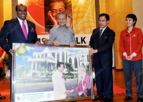 KL21_25092013_TUN_BICARA