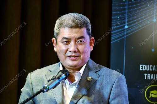DATUK DR IR TS MOHD ABDUL KARIM ABDULLAH