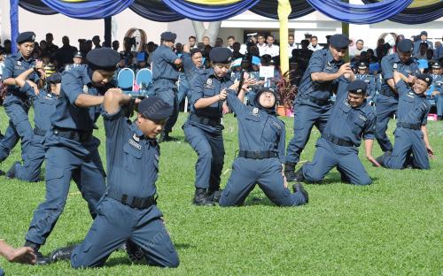 KL21_26012012_HARI_KASTAM