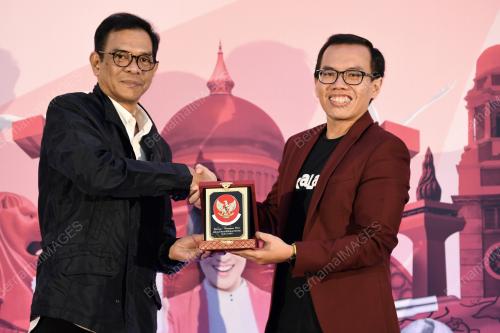 KL21_26052019_BUKUGLOBAL_BN201905230532