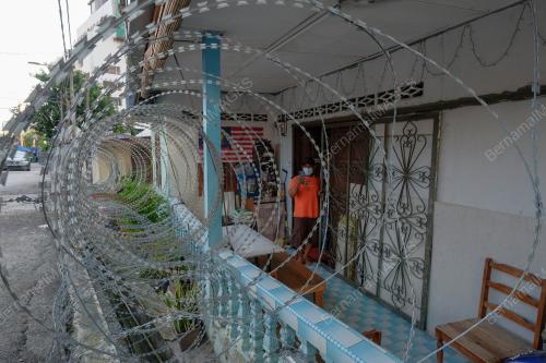PERINTAH KAWALAN PERGERAKAN DIPERKETATKAN DI KAMPUNG SEGAMBUT DALAM