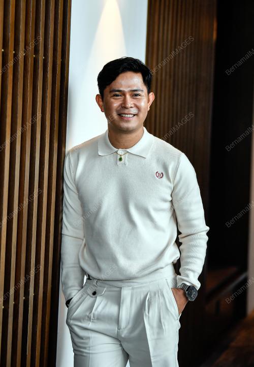 CAKRA KHAN