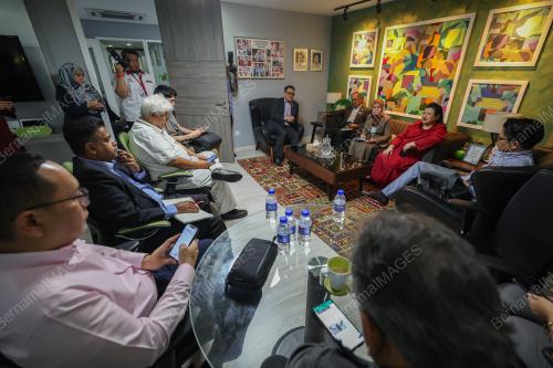 DATUK WAN SURAYA WAN MOHD RADZI