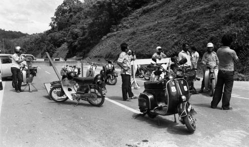 KL21_27032019_TANAH_RUNTUH