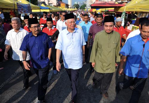 KL21_27062015_BAZAR