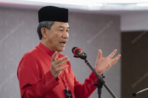 DATUK SERI MOHAMAD HASAN