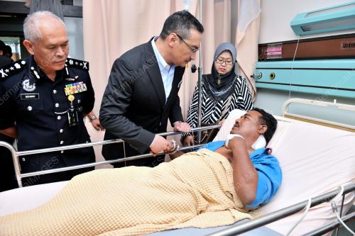 KL21_27092012_MENTERI_LAWAT