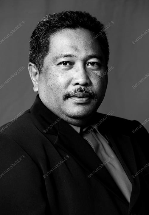 MUSTAZA MOHD YUSOF
