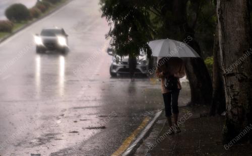 TINJAUAN HUJAN LEBAT SEKITAR KUALA LUMPUR
