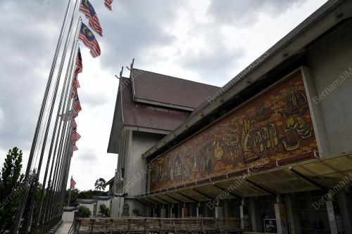 MUZIUM NEGARA