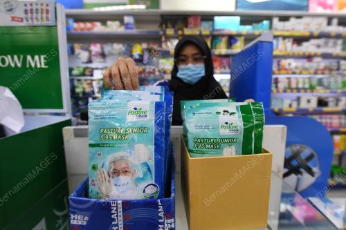 TINJAUAN TOPENG MUKA