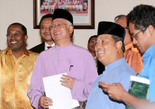 DATUK SERI MOHD NAJIB TUN ABDUL RAZAK