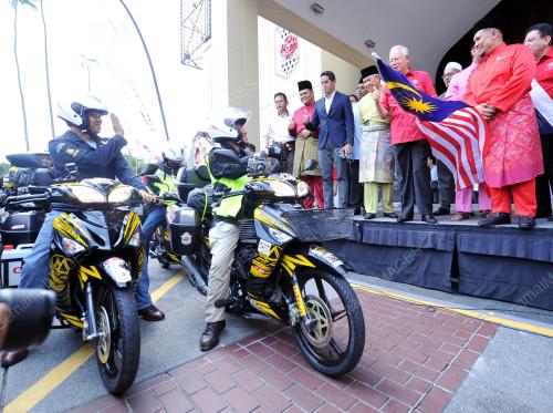 KL21_29072016_PM_RIDE_TO_HAJJ