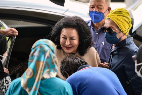 DATIN SERI ROSMAH MANSOR