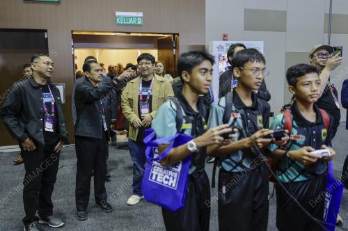 DATUK MOHAMAD FAUZI MD ISA