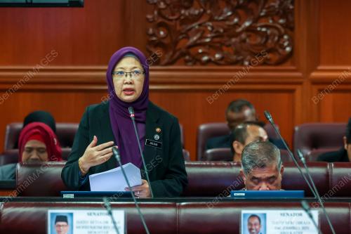 DR ZALIHA MUSTAFA