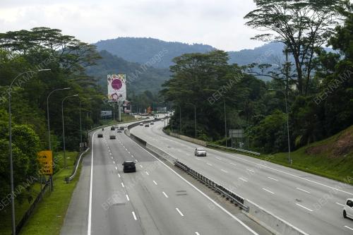 ALIRAN TRAFIK KE PANTAI TIMUR