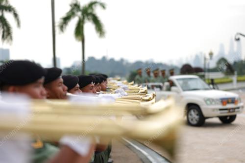 RAPTAI ULANG TAHUN KEPUTERAAN AGIONG