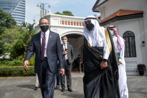 DATUK SERI HISHAMUDDIN TUN HUSSEIN