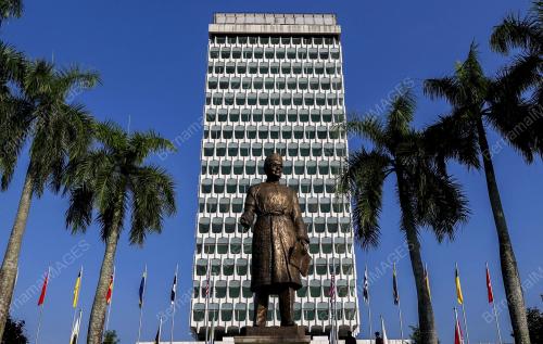 RAPTAI PEMBUKAAN PARLIMEN