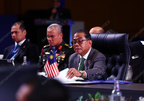 MESYUARAT MENTERI-MENTERI PERTAHANAN ASEAN KE 19