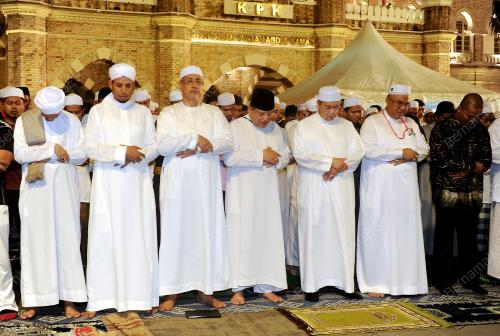KL21_31122015_SELAWAT