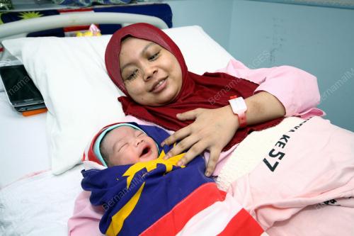 KL21_31814_BAYI_MERDEKA_31082014