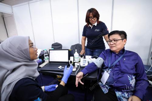 NUR FATIHA AZUREEN ROSLAN