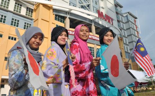 KL22_01062012_MJIIT